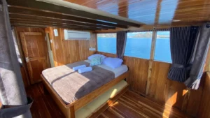 Oceanique Queen Suite - Image 1